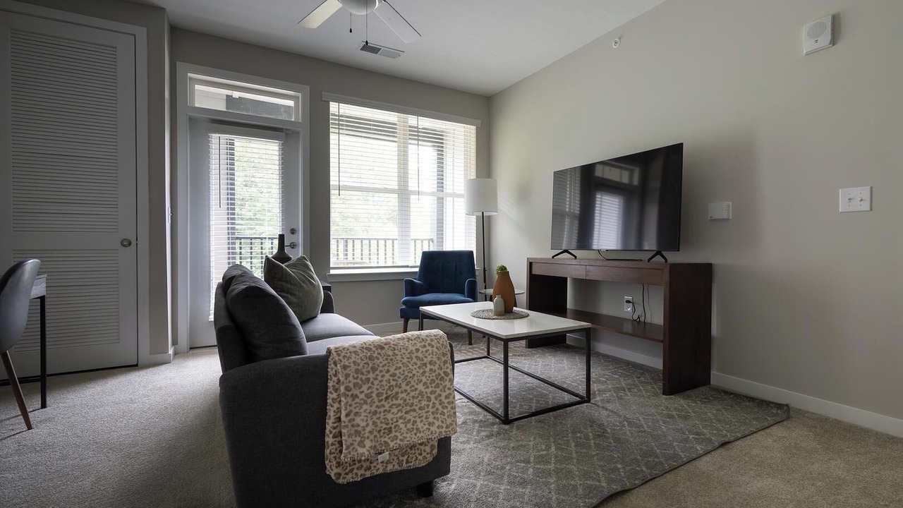 Photo of Livingroom in Huntersville