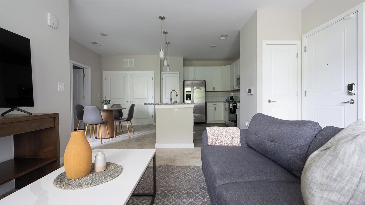 Photo of Livingroom in Huntersville