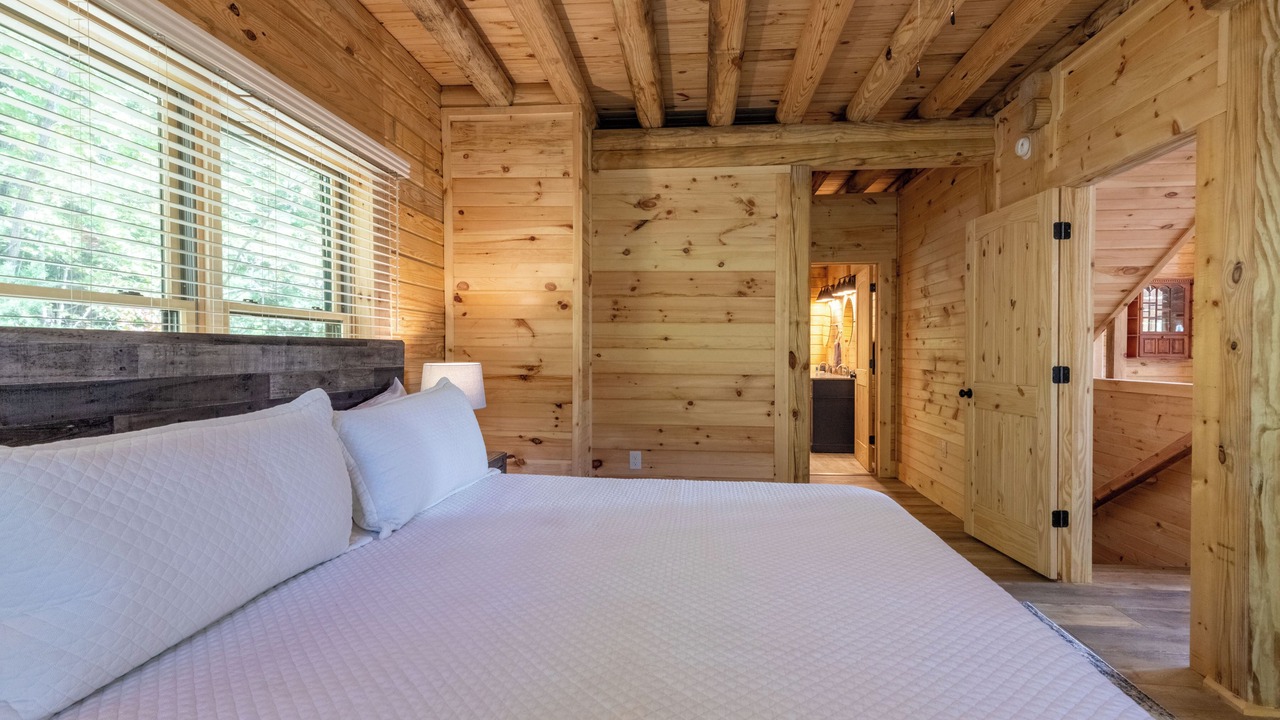 Photo of Bedroom in Qualla