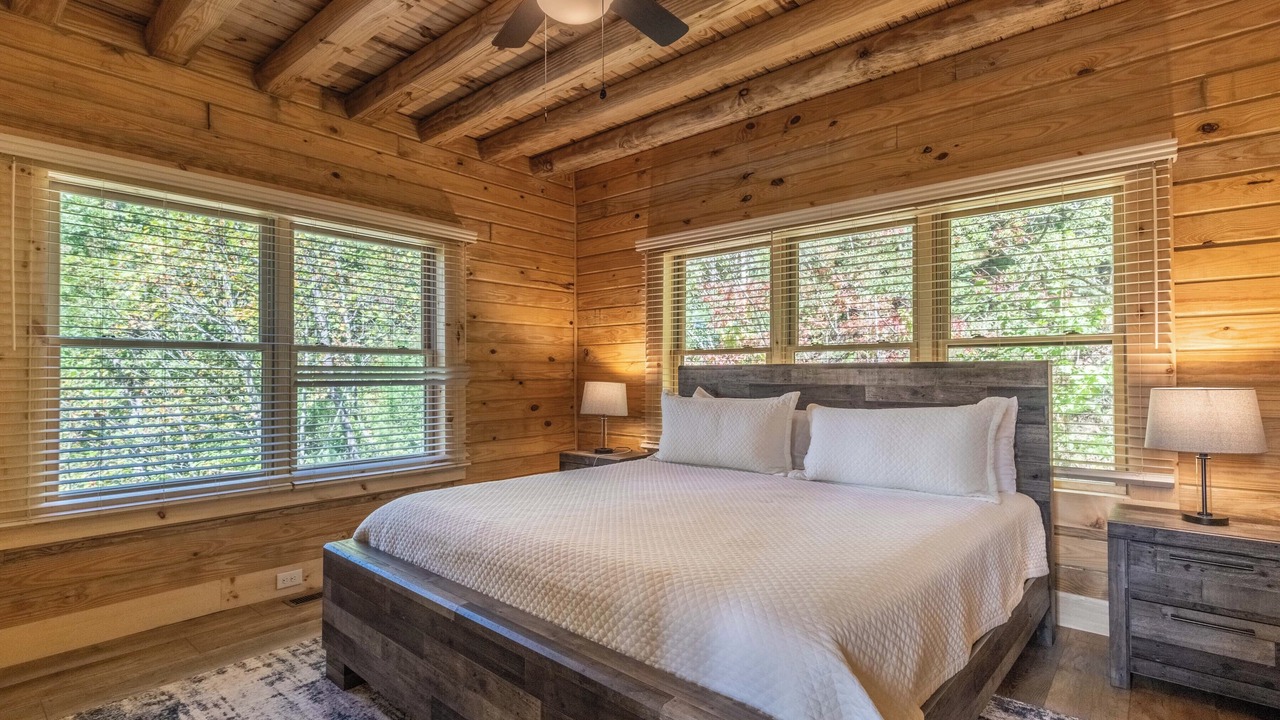 Photo of Bedroom in Qualla