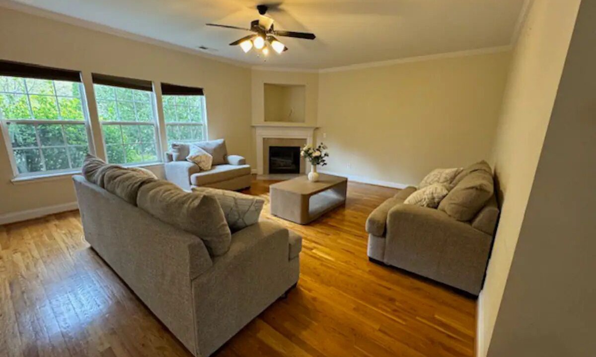 Photo of Livingroom in Mint Hill