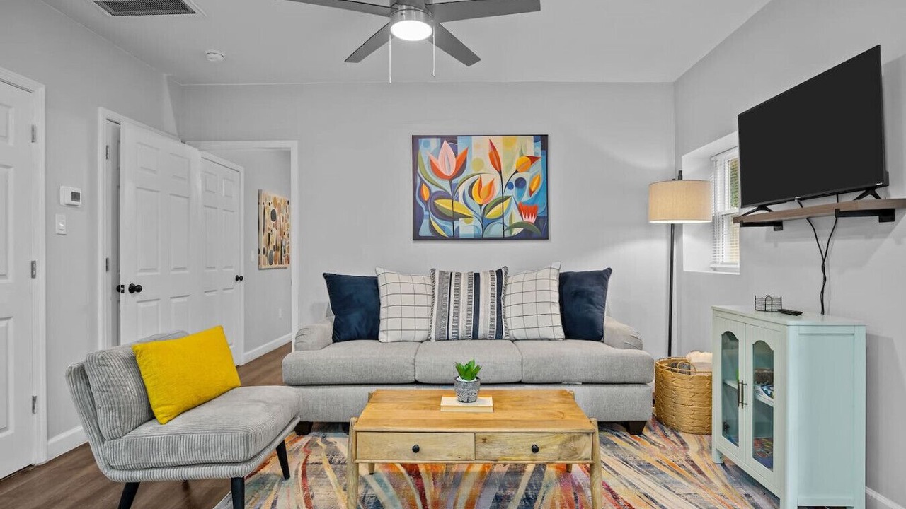 Photo of Livingroom in Winston - Salem