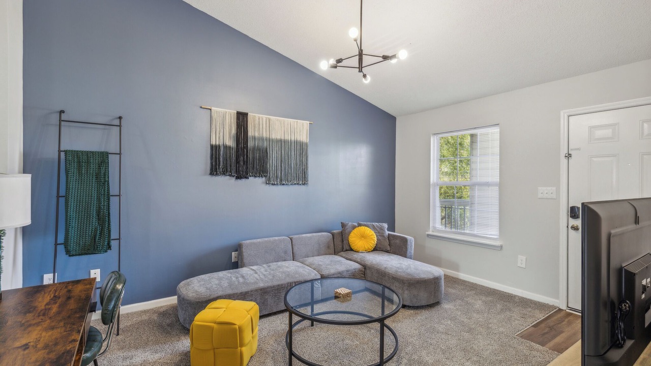 Photo of Livingroom in Westover