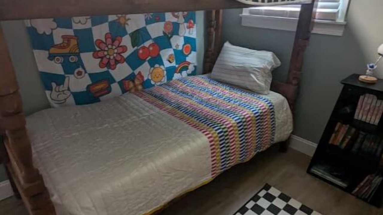 Photo of Bedroom in Roxboro