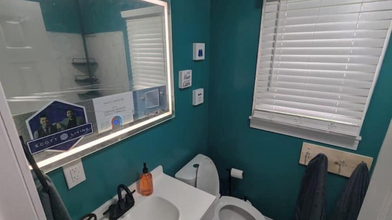 Photo of Bathroom in Roxboro