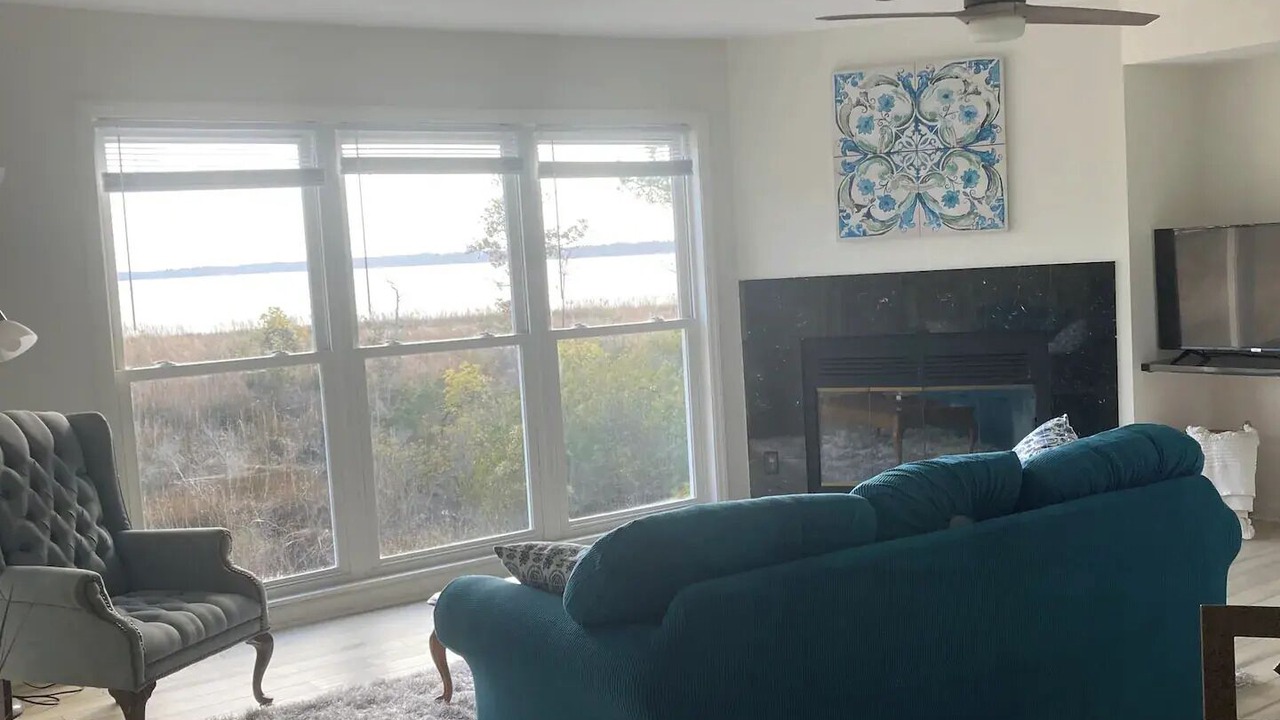 Photo of Livingroom in Fairfield Harbour