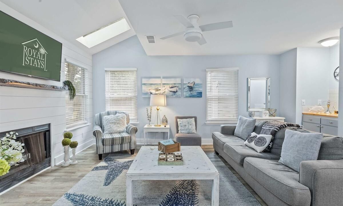 Photo of Livingroom in Mount Pleasant