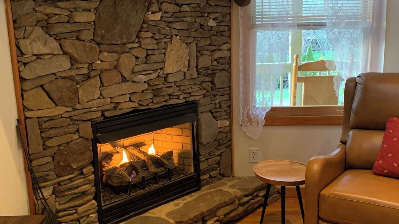 Photo of Livingroom in Sylva