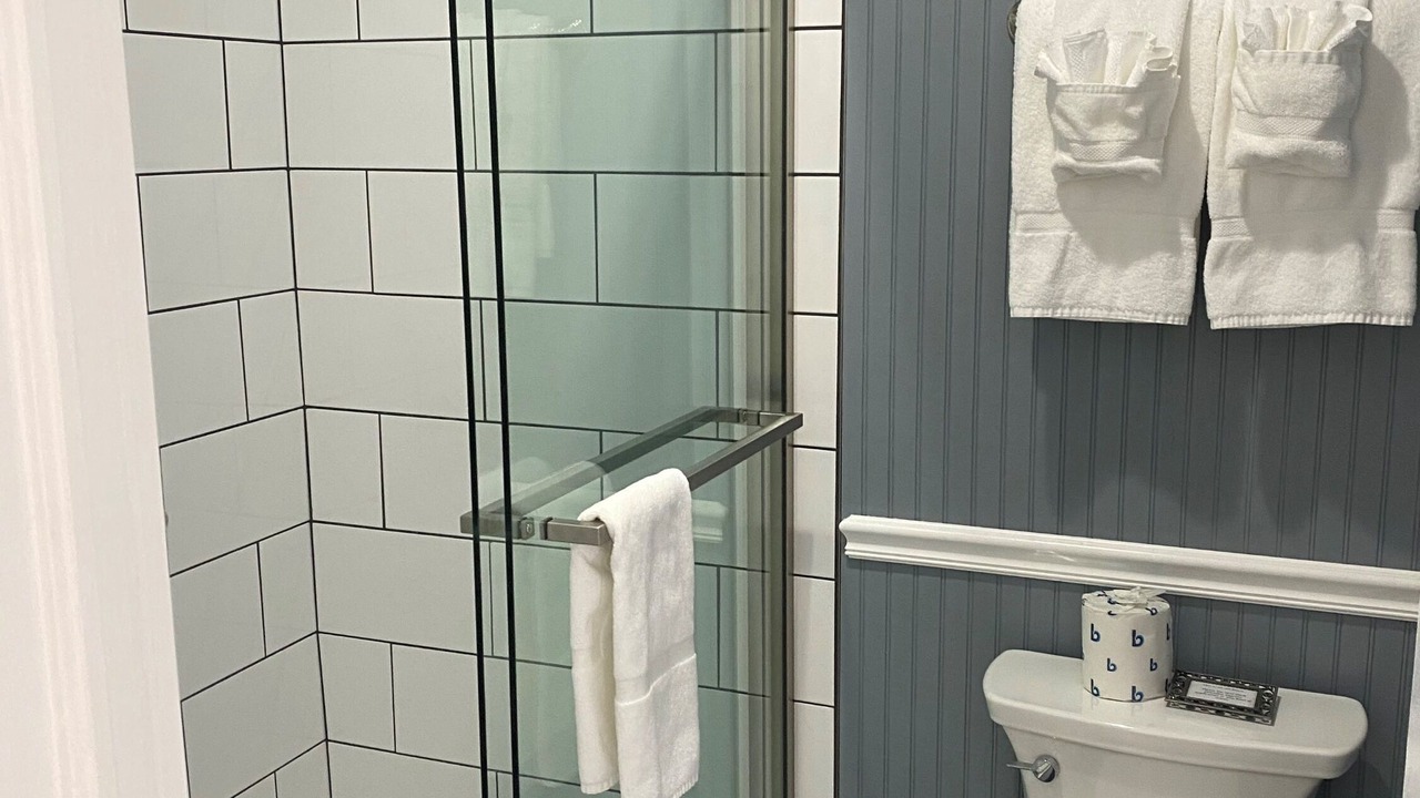 Photo of Bathroom in Hendersonville