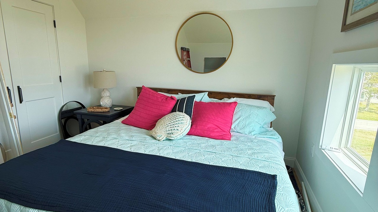 Photo of Bedroom in Harkers Island