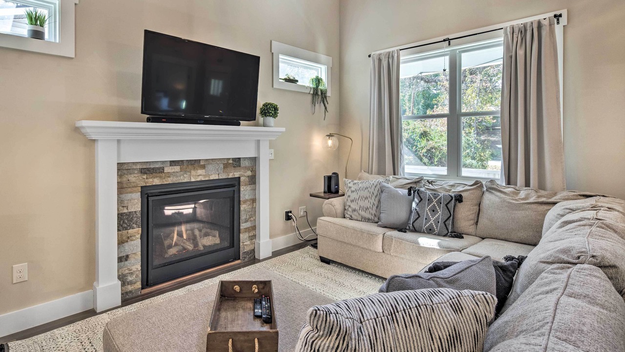 Photo of Livingroom in Oakley