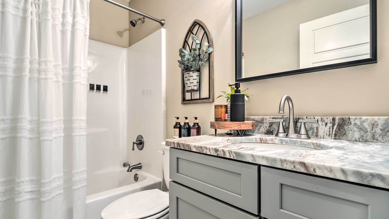 Photo of Bathroom in Oakley