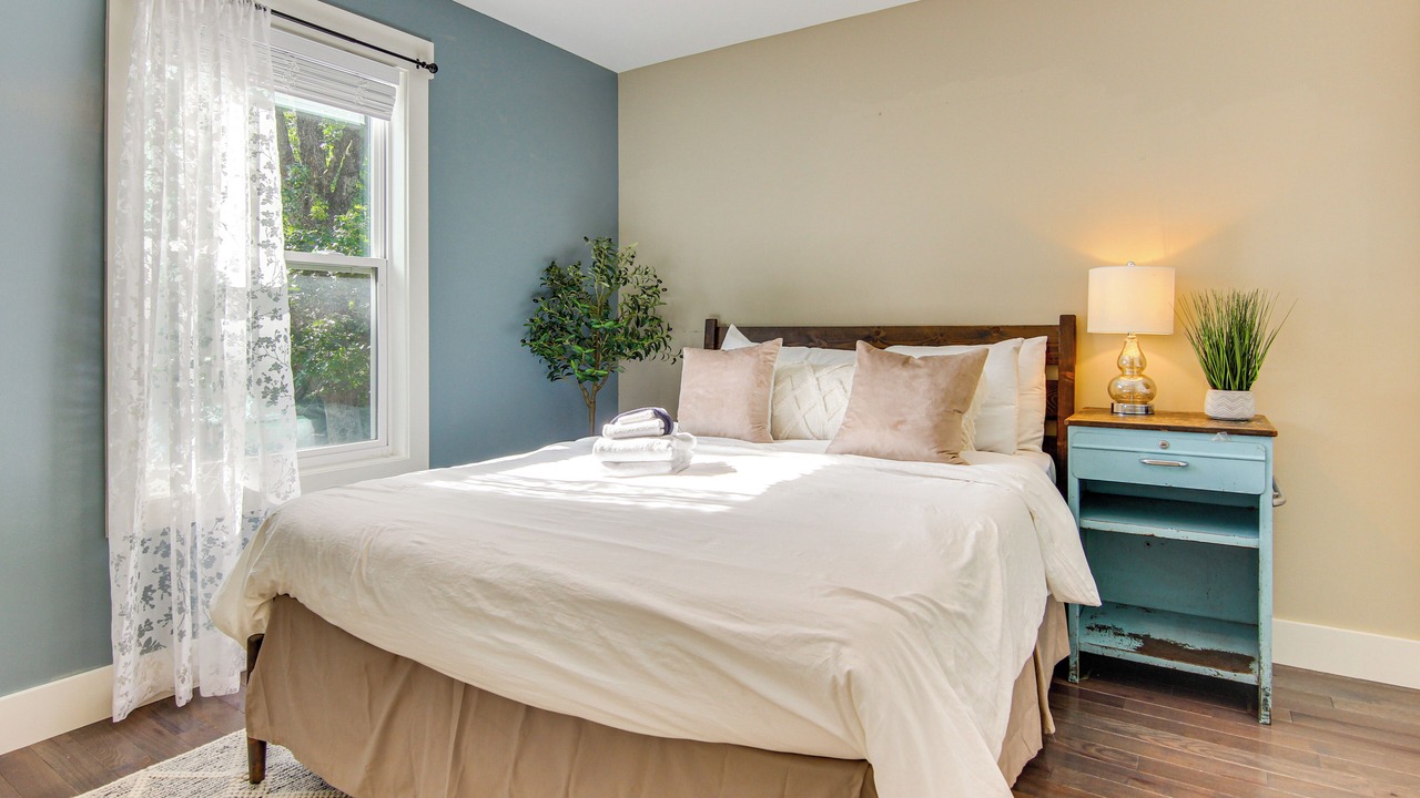 Photo of Bedroom in Oakley