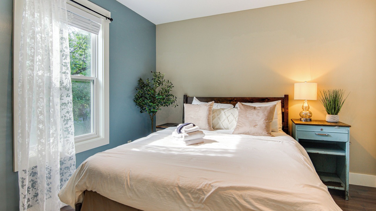 Photo of Bedroom in Oakley