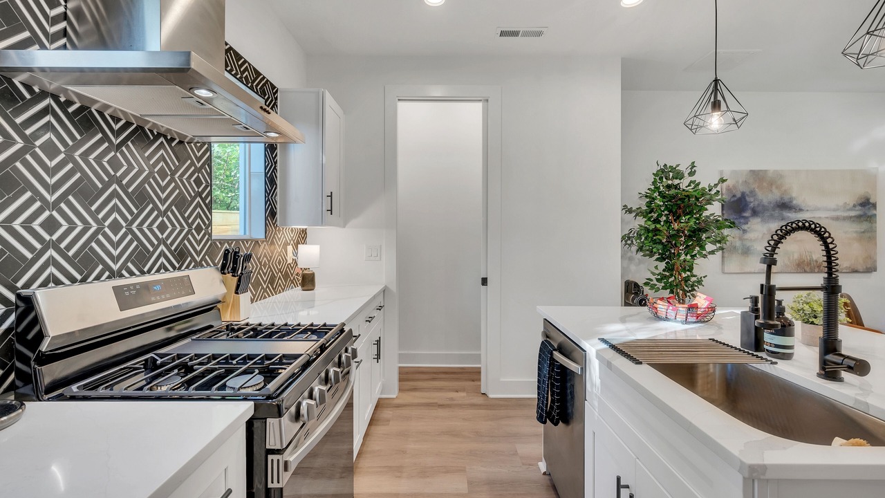 Photo of Kitchen in Talbot's Corner