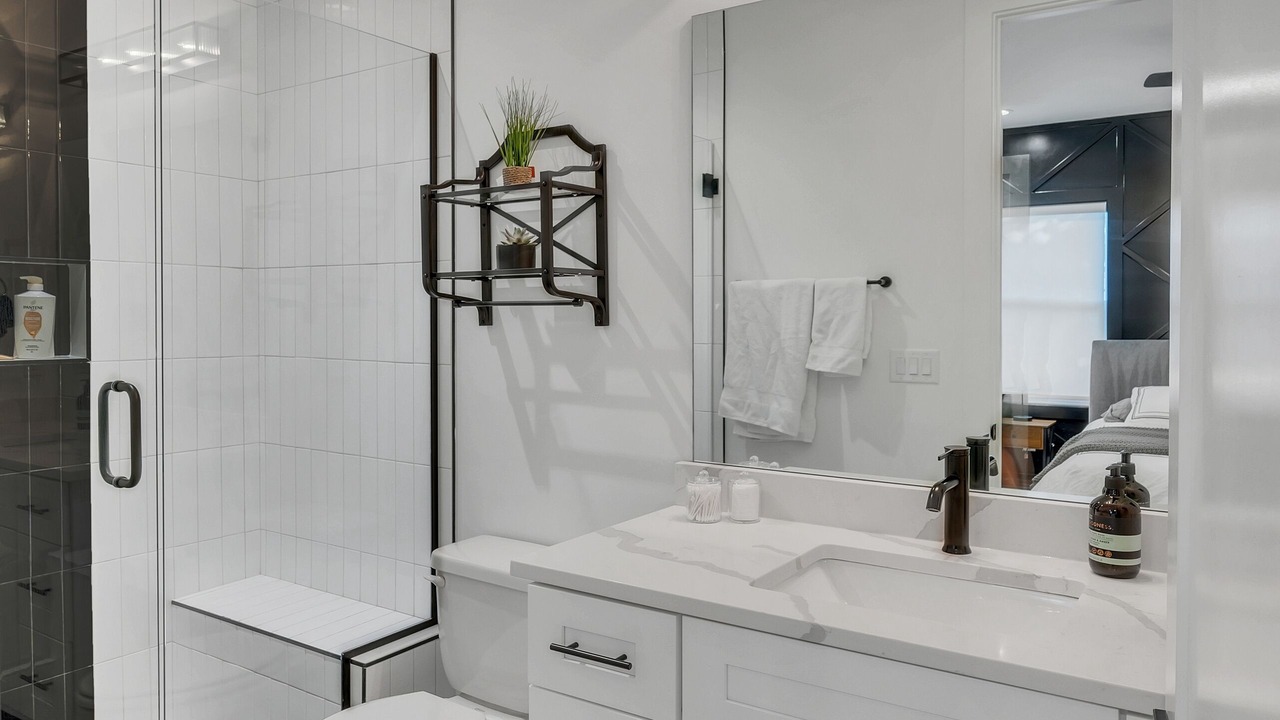 Photo of Bathroom in Talbot's Corner