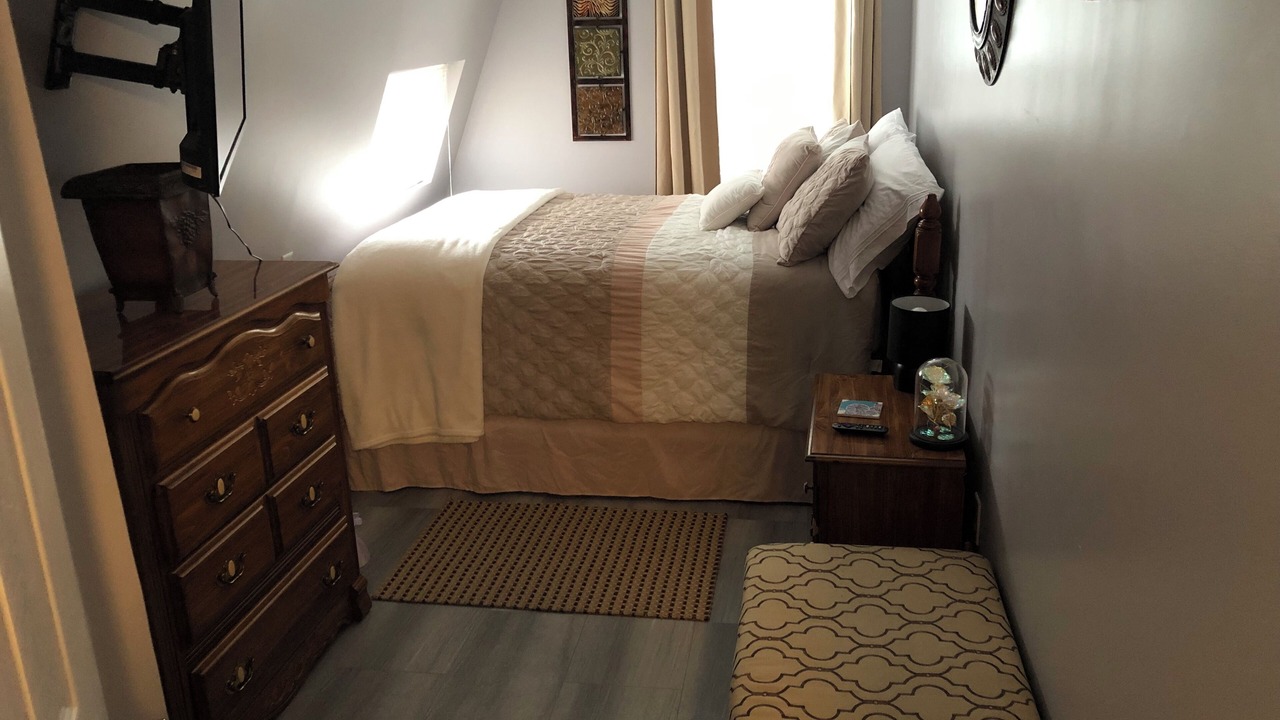 Photo of Bedroom in Murraysville