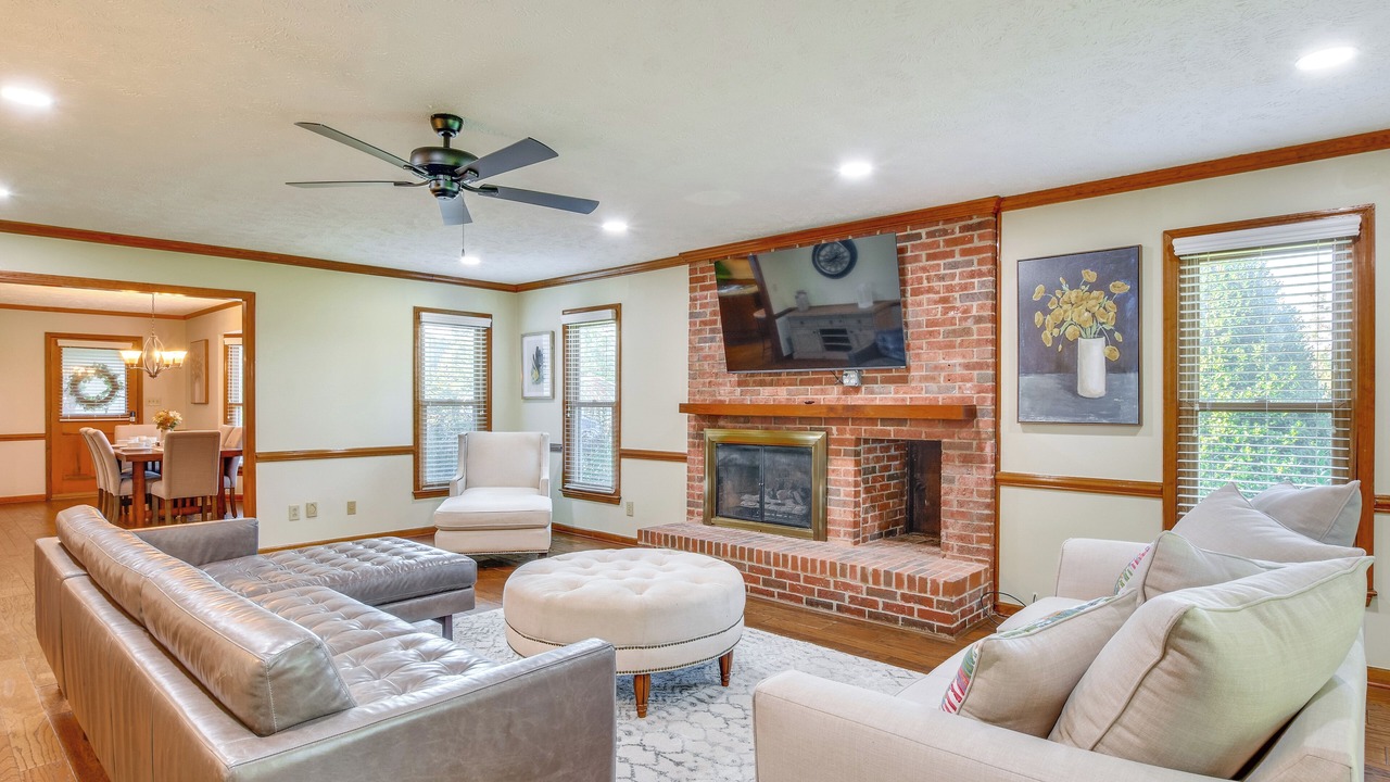Photo of Livingroom in Spring Lake