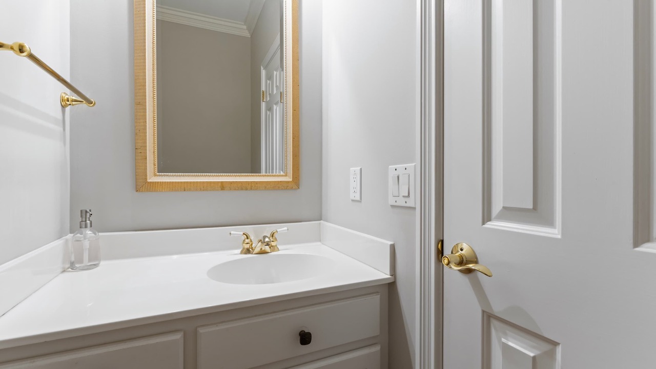 Photo of Bedroom in Southmont