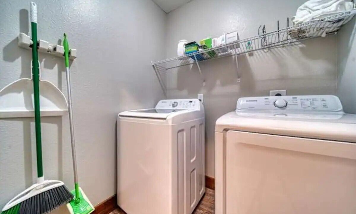 Photo of Bedroom in Upper Peachtree