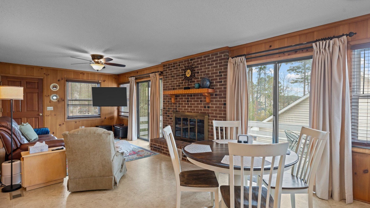 Photo of Livingroom in Olivia