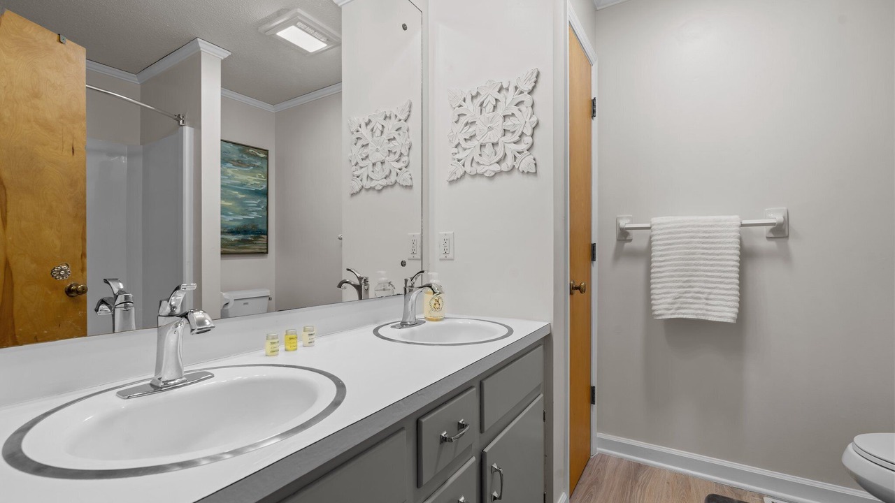 Photo of Bathroom in Olivia