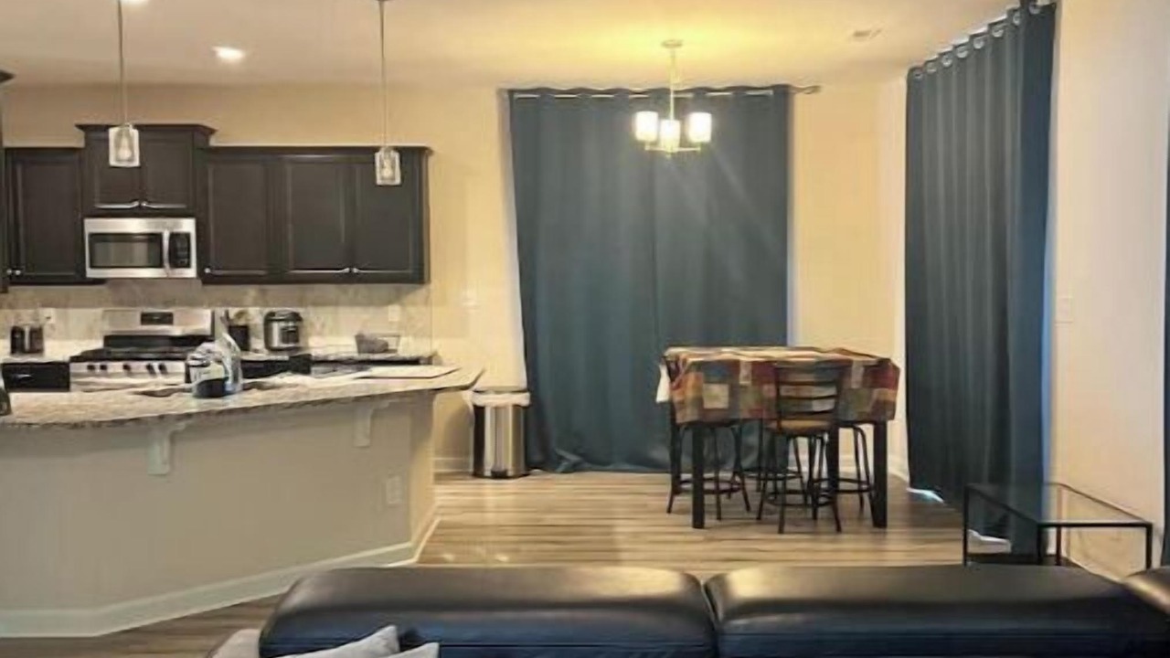 Photo of Livingroom in South View