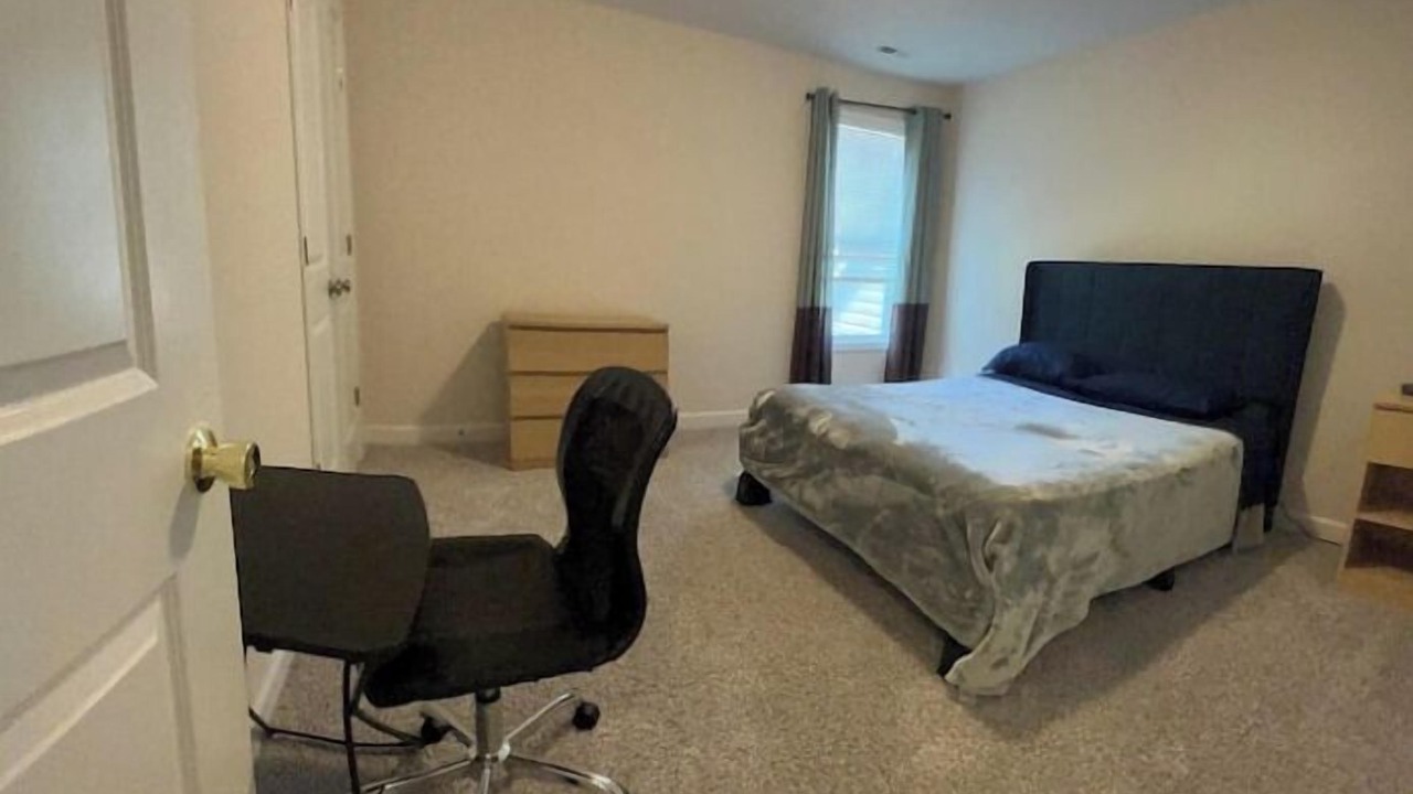Photo of Bedroom in South View