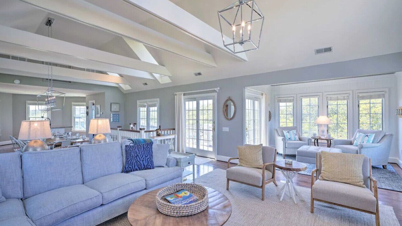 Photo of Livingroom in Buck Island