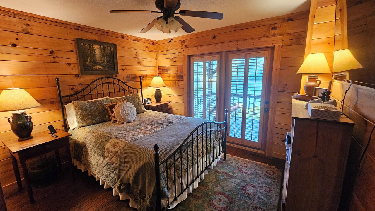 Photo of Bedroom in Topton