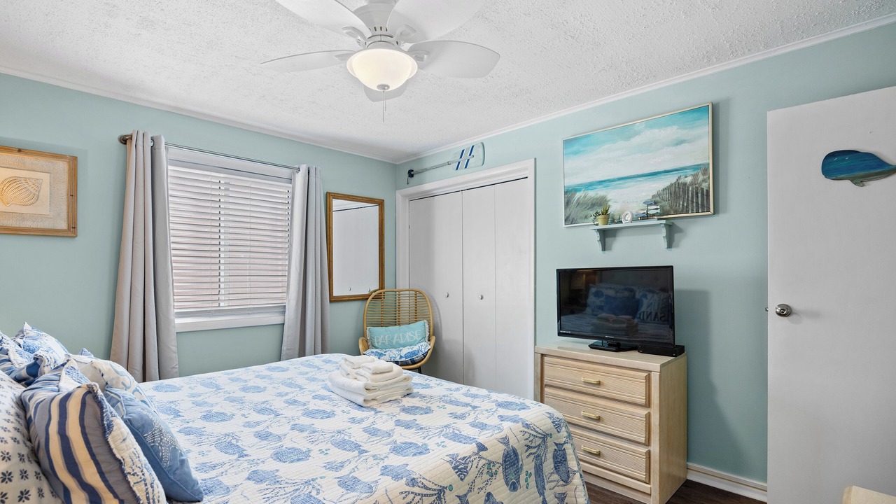 Photo of Bedroom in Ash