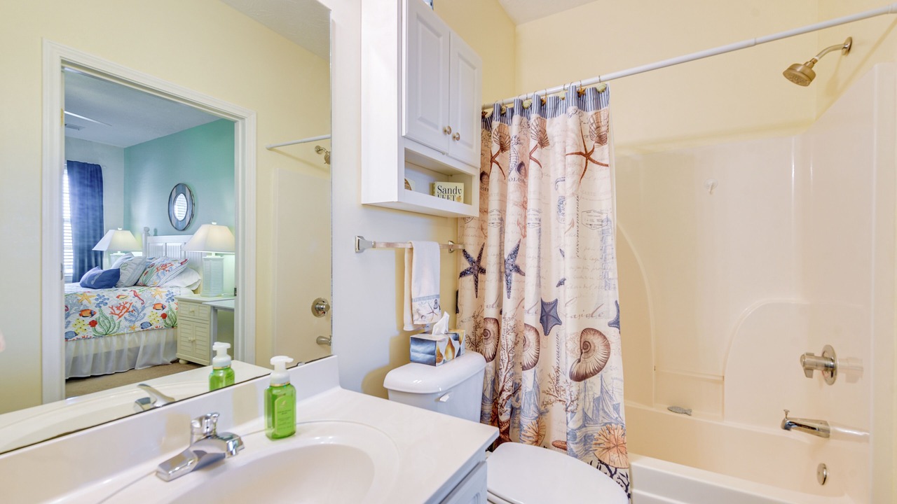 Photo of Bathroom in Carolina Yacht Landing