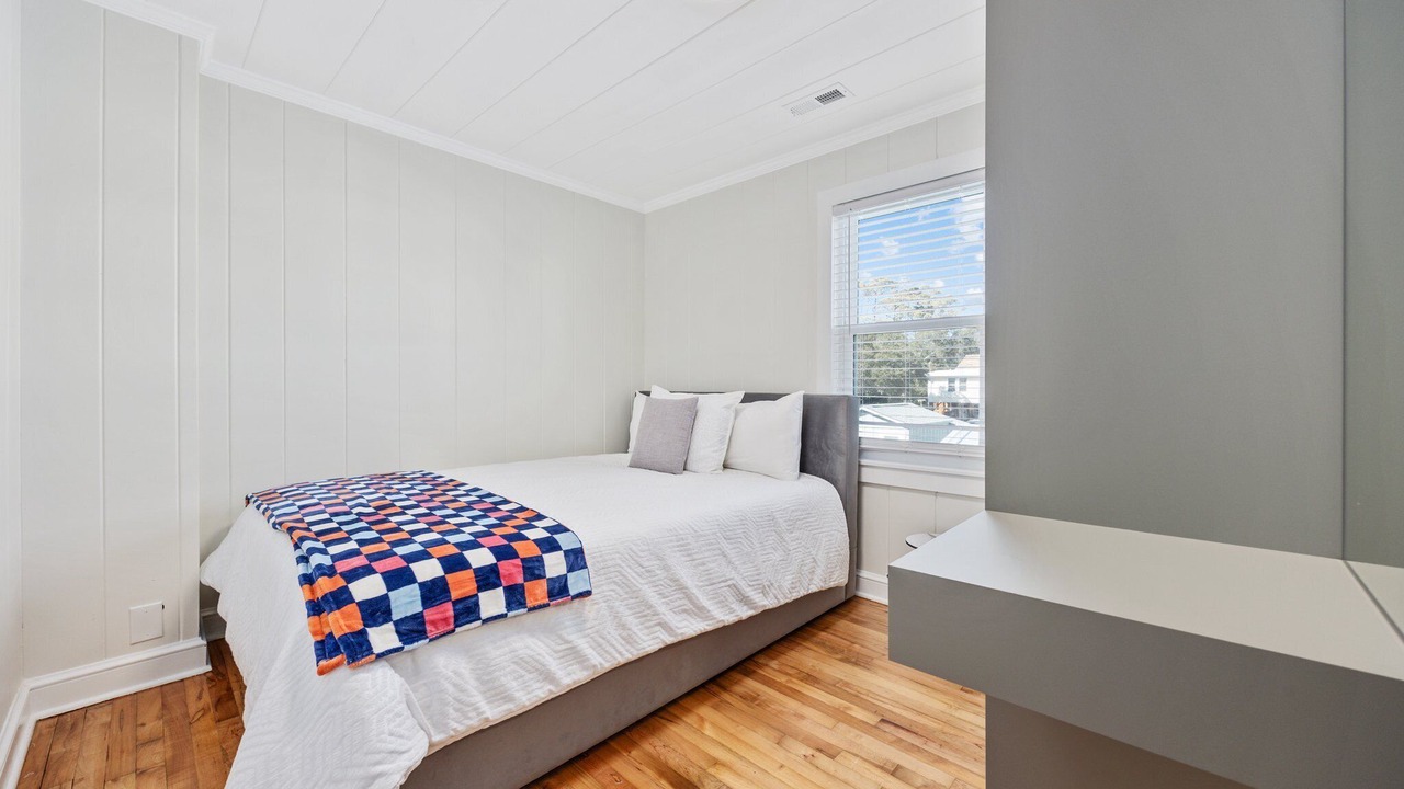 Photo of Bedroom in Ash