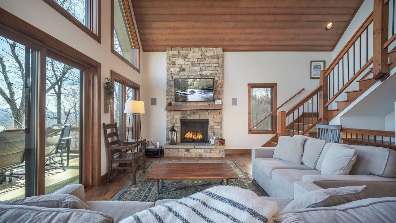 Photo of Livingroom in Pisgah Forest