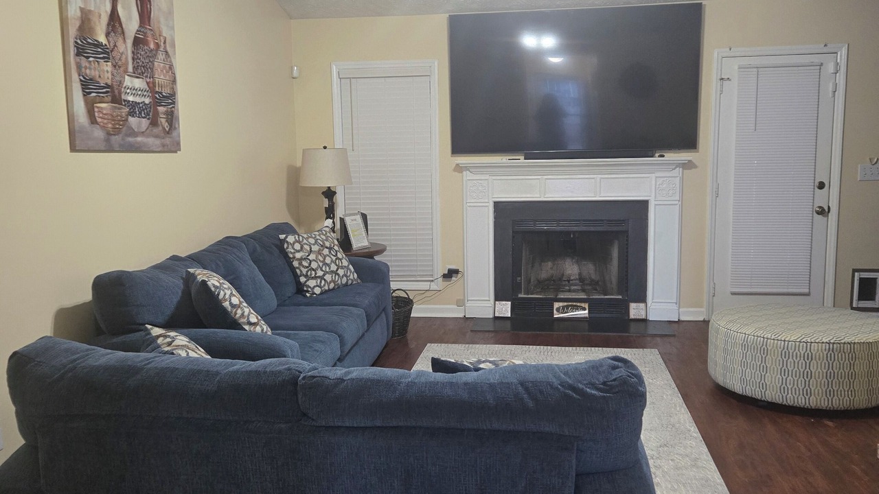 Photo of Livingroom in South View