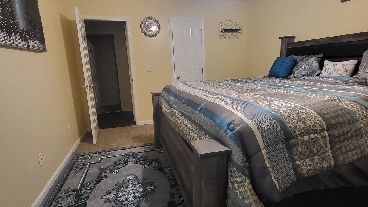 Photo of Bedroom in South View