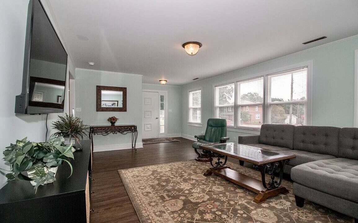 Photo of Livingroom in Barium Springs