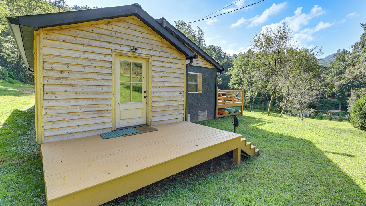 Photo of Patio Balcony in Tuckasegee