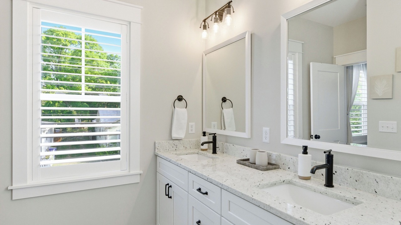 Photo of Bathroom in Wilmington Historic District