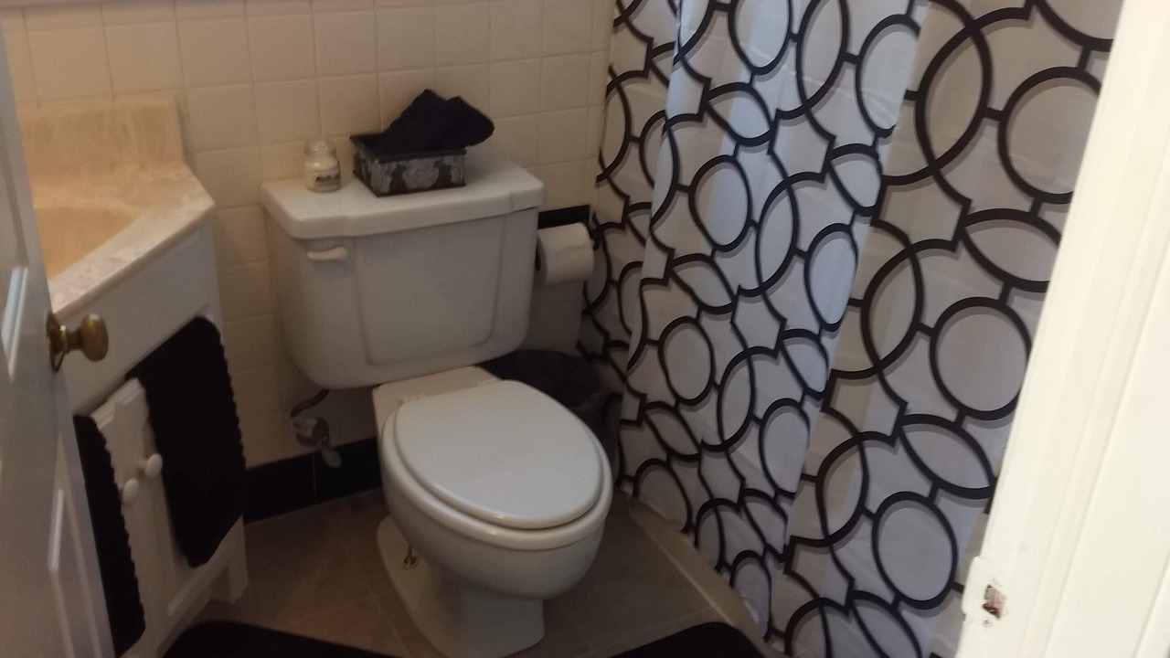 Photo of Bathroom in Sherwood Forest