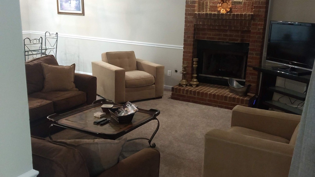 Photo of Livingroom in Matthews