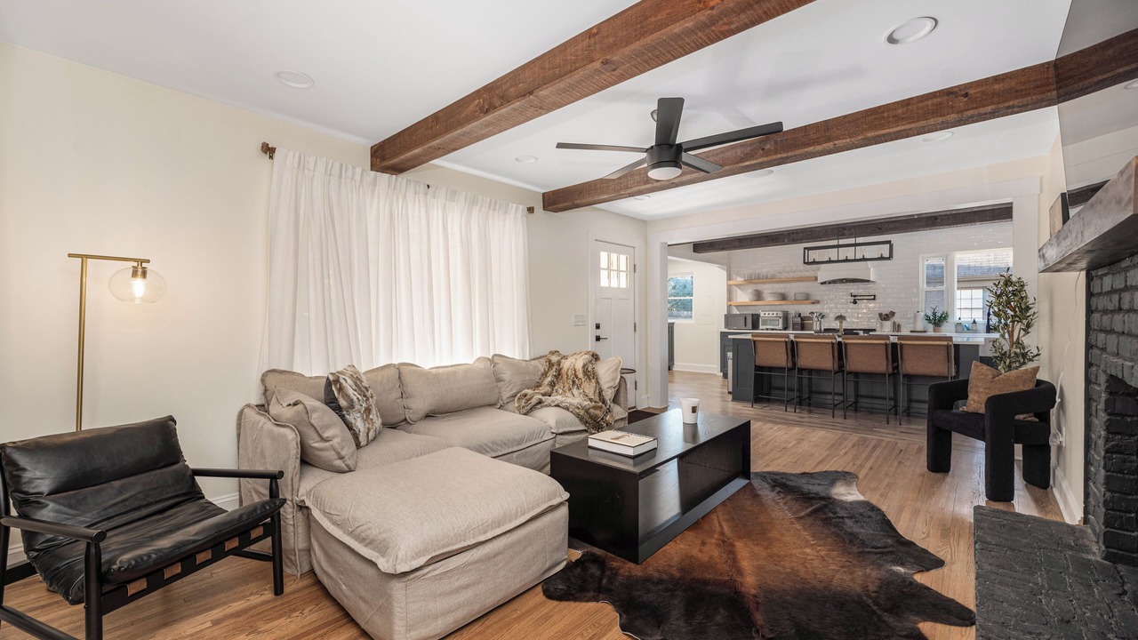 Photo of Livingroom in Charlotte