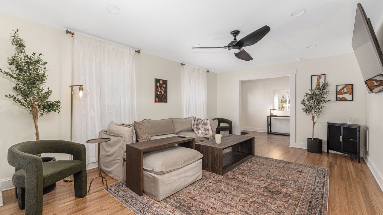 Photo of Livingroom in Charlotte