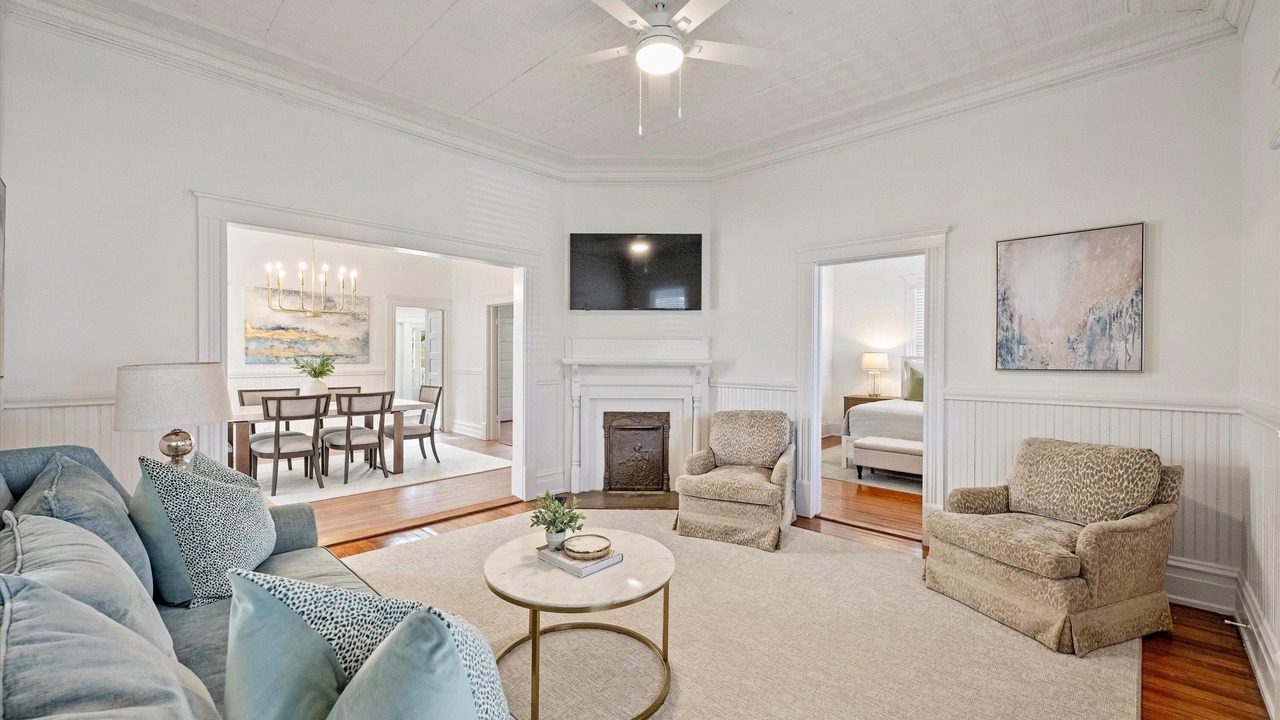 Photo of Livingroom in Dilworth