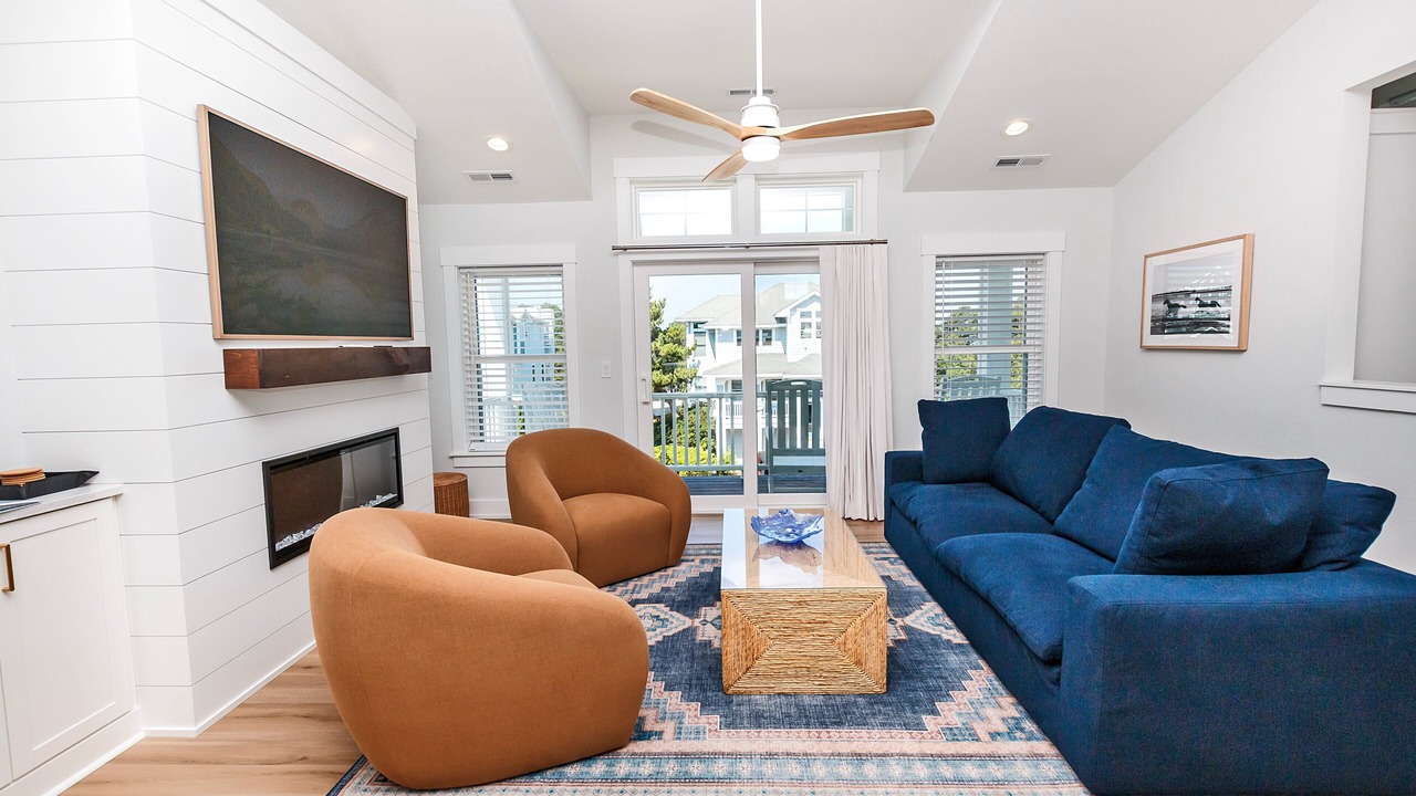 Photo of Livingroom in Corolla Light