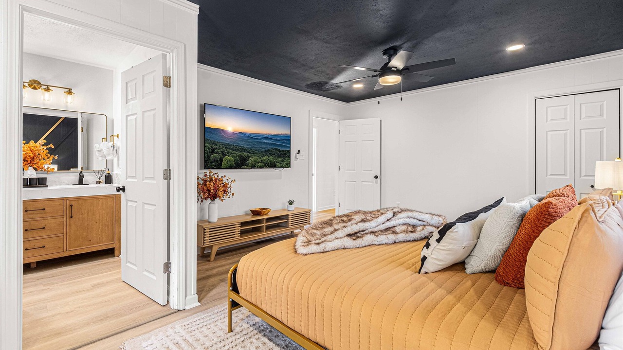 Photo of Bathroom in Skyland