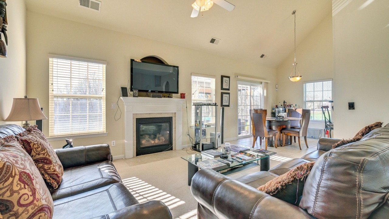 Photo of Livingroom in Concord