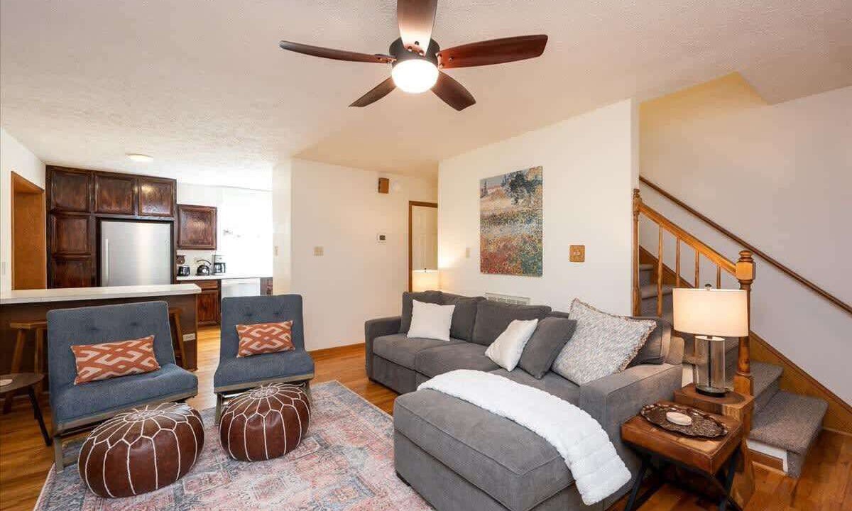Photo of Livingroom in Bynum