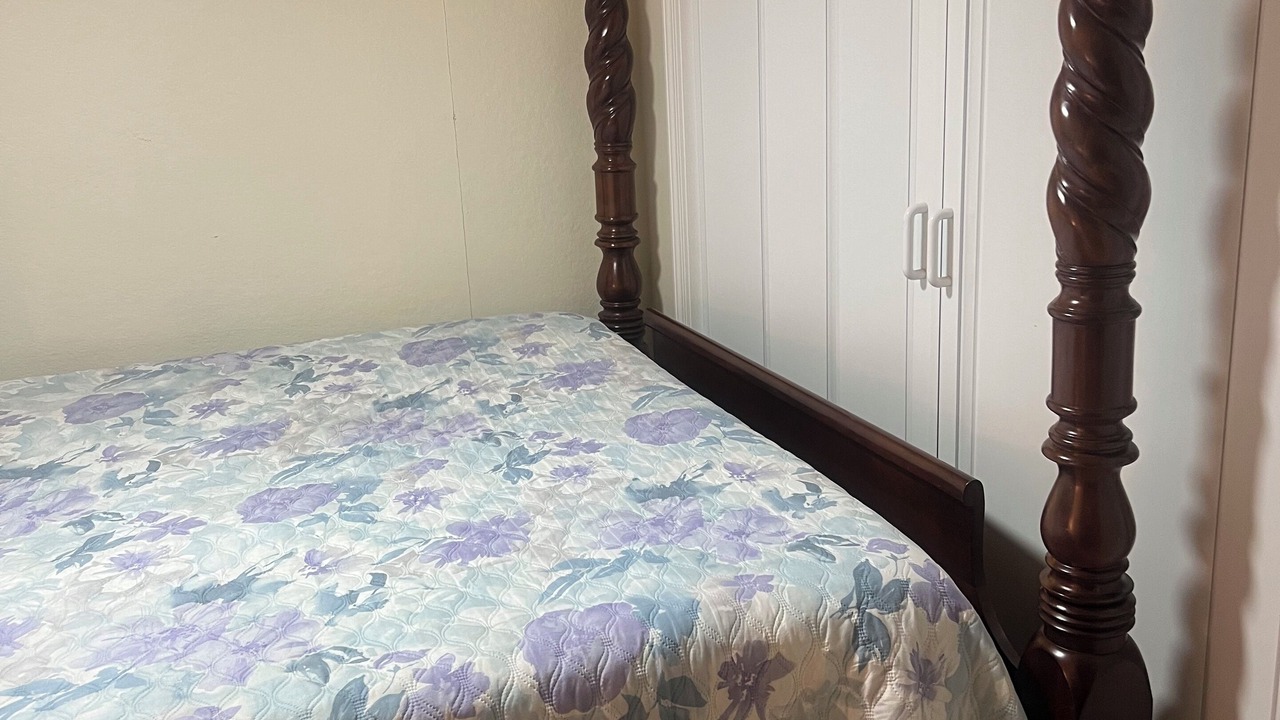 Photo of Bedroom in Burnsville
