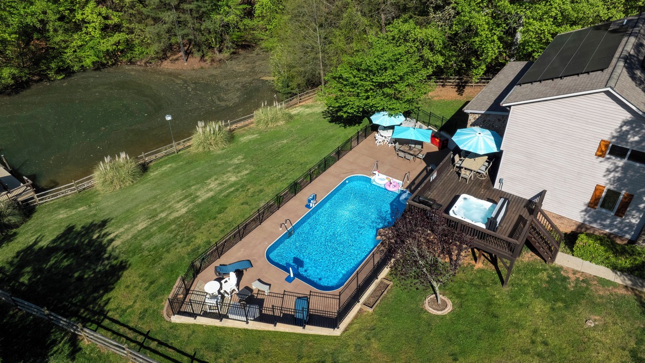 Photo of Outdoor in Troutman